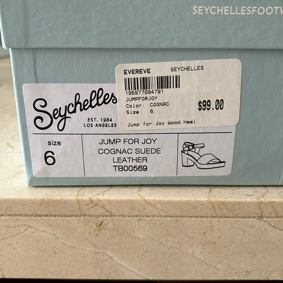 NWT, still in the box Seychelles Jump for Joy sandals - Picture 2 of 5